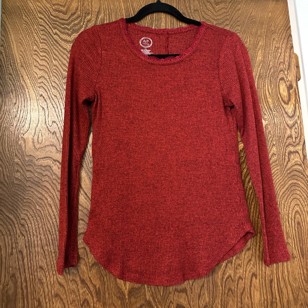 Maurices Ribbed Red 24/7 Long Sleeve